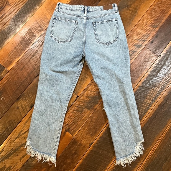 HIDDEN Jeans High Rise Distressed Straight Women’s Size 29 Light Wash Button Fly - Picture 7 of 12